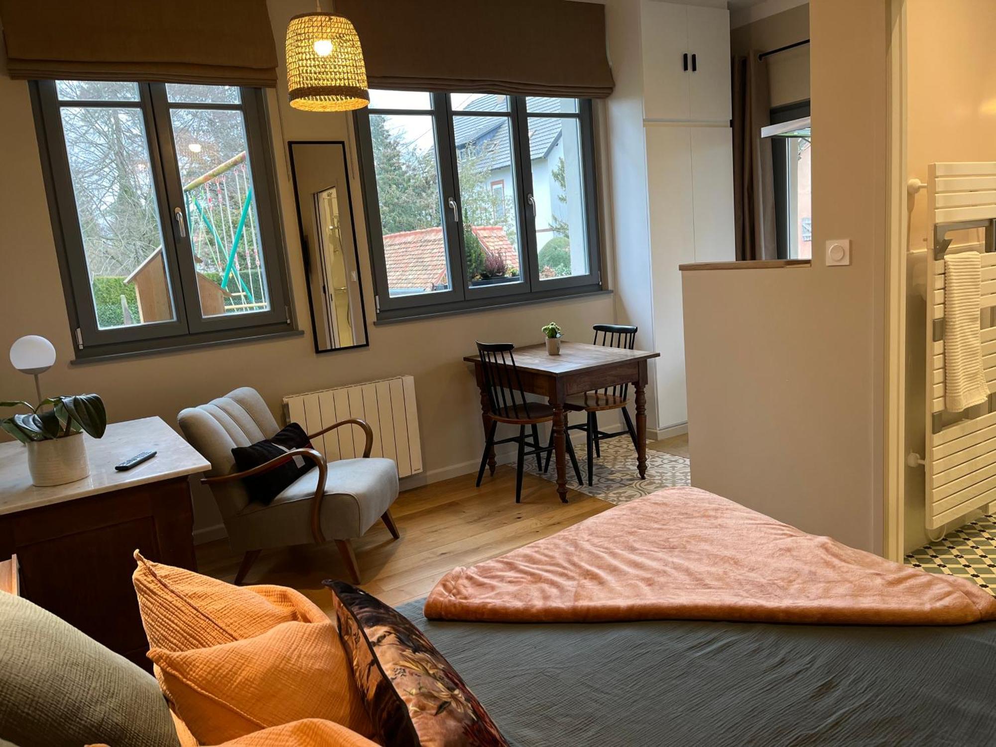 Studio De Charme Avec Terrasse Privee, Jardin Partage Bouxwiller  外观 照片